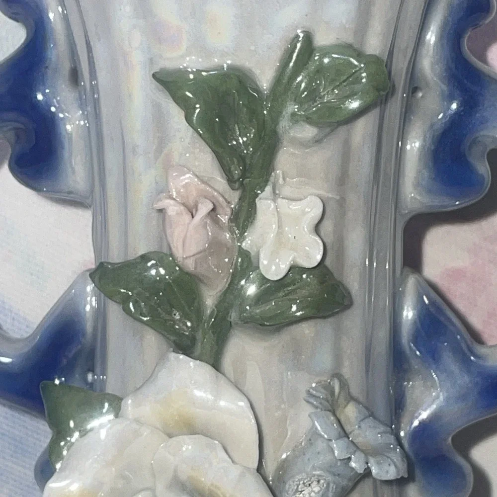 Vase Lusterware Iridescent Hand Painted‎ Floral Rose Cottagecore VTG